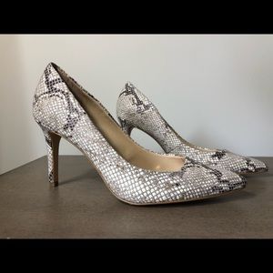 Jessica Simpson snake skin heels